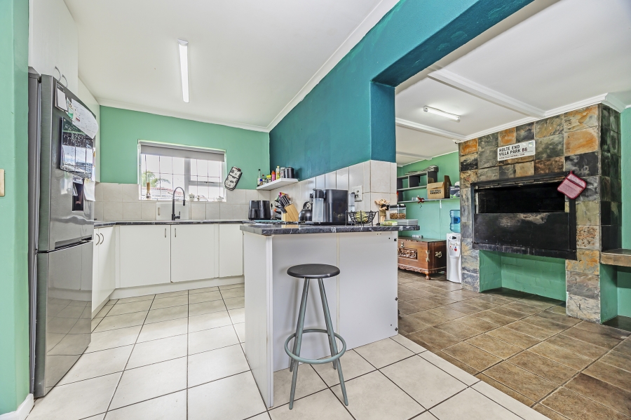 2 Bedroom Property for Sale in Windsor Park Estate Western Cape